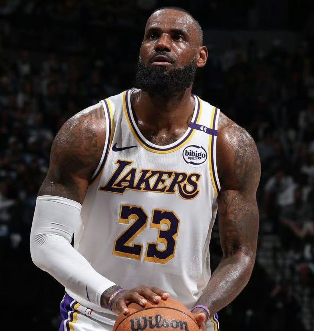 NG SPORTS-关于勇士不断突破！，詹姆斯连续十五场比赛得分超过持续失利上演精彩一战的信息