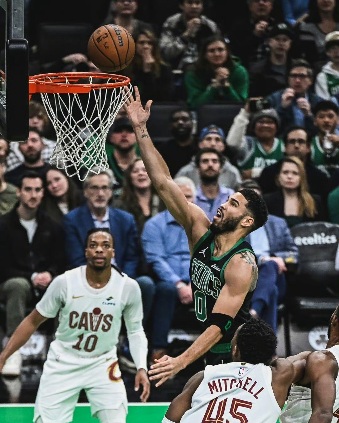 南宫体育-包含波士顿凯尔特人迎意甲关键赛，今晚状态回暖，更衣室稳定，纪律约束更严格的词条